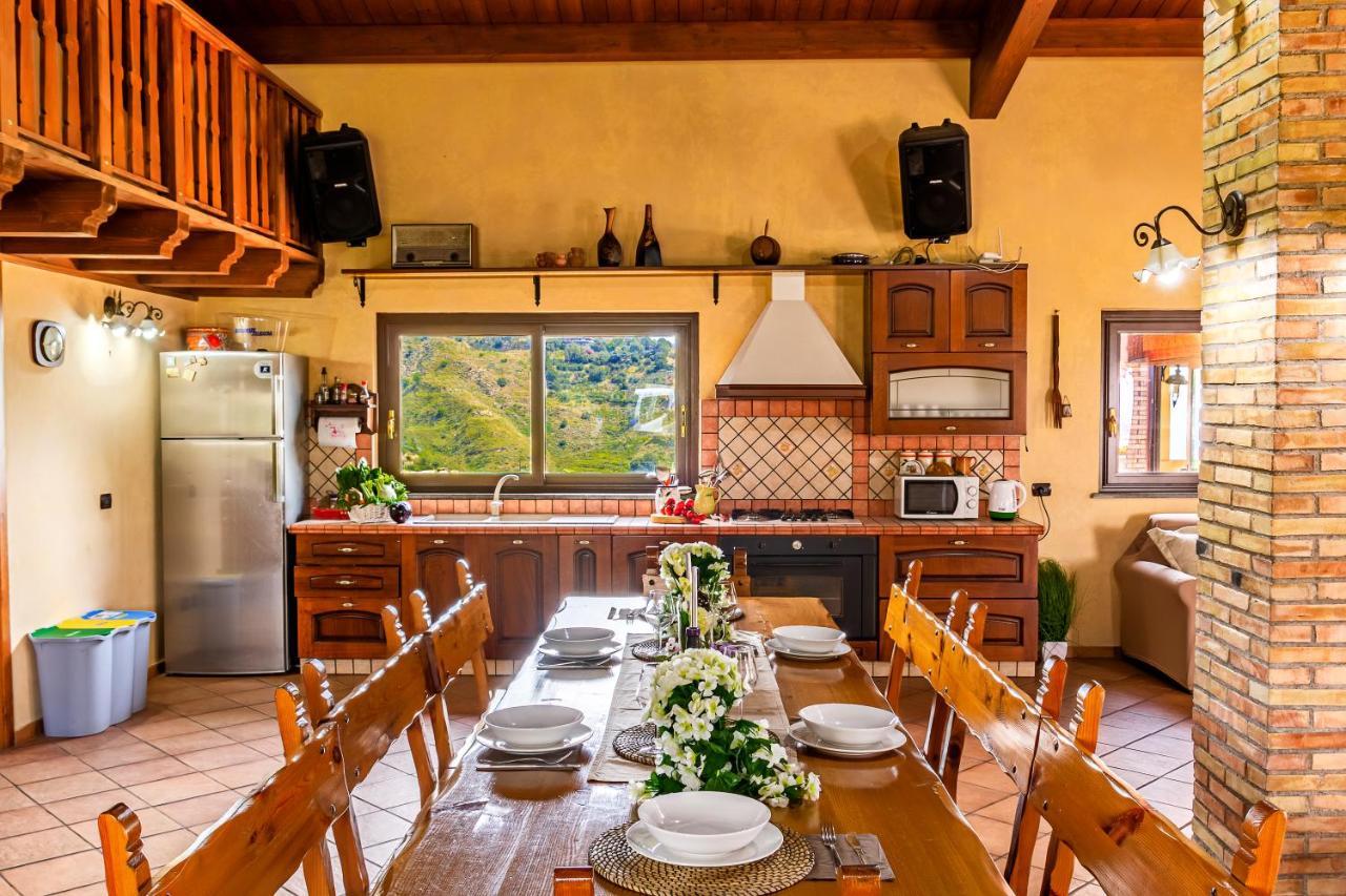 Villa Da Campo Giardini-Naxos Zewnętrze zdjęcie