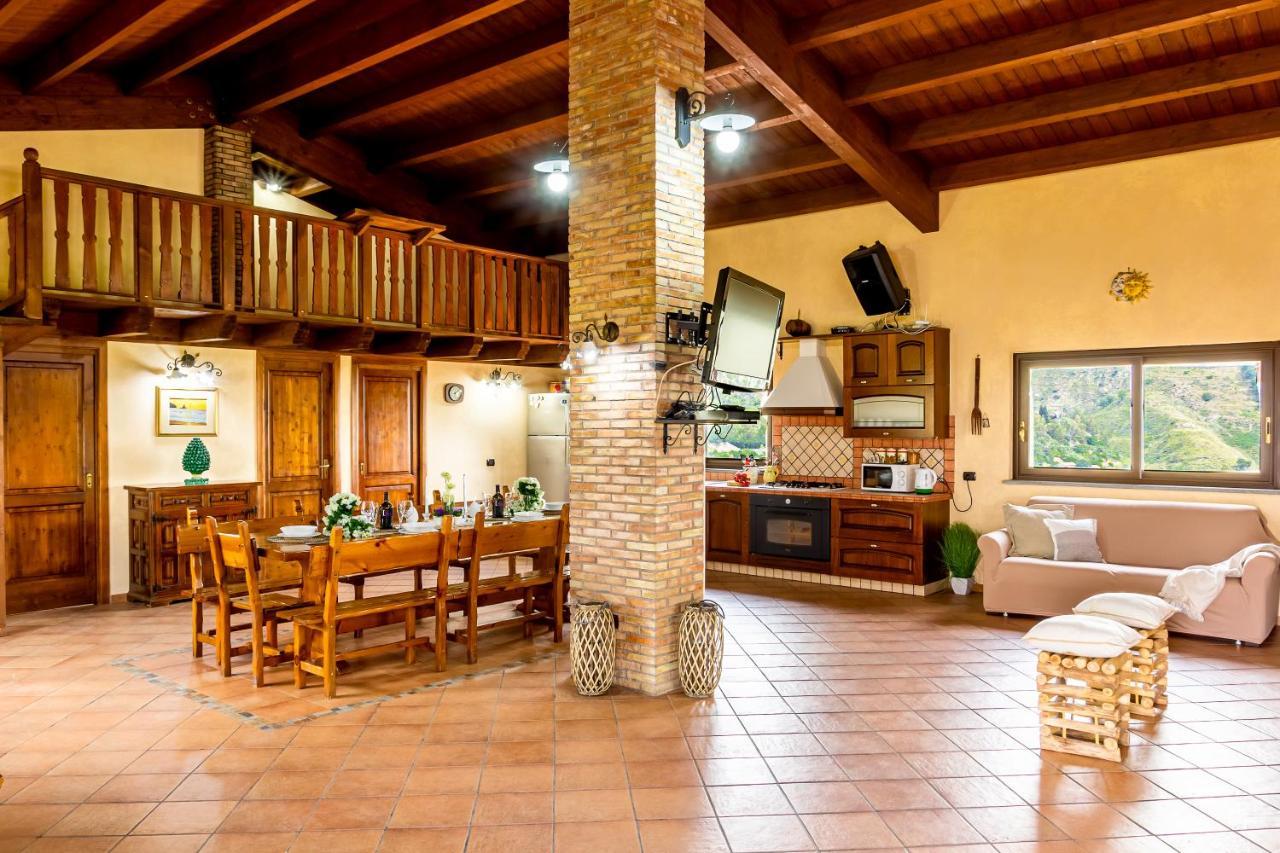 Villa Da Campo Giardini-Naxos Zewnętrze zdjęcie